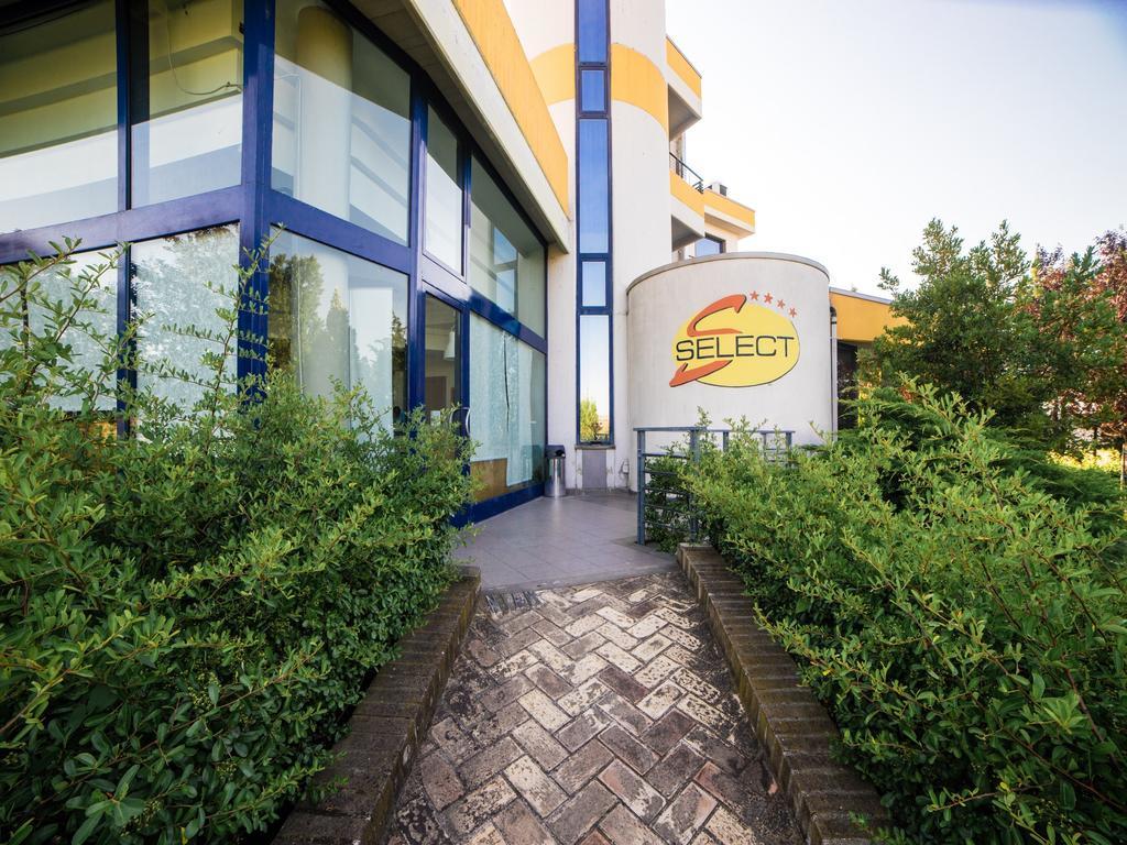 Hotel Select Atessa Buitenkant foto