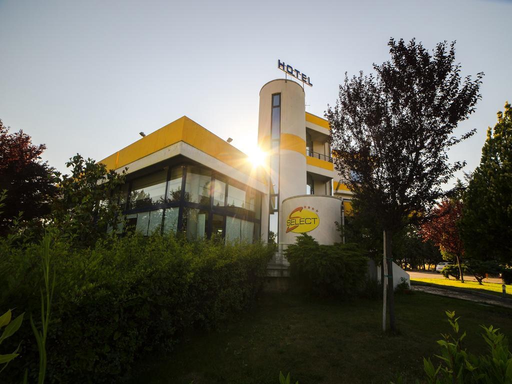 Hotel Select Atessa Buitenkant foto