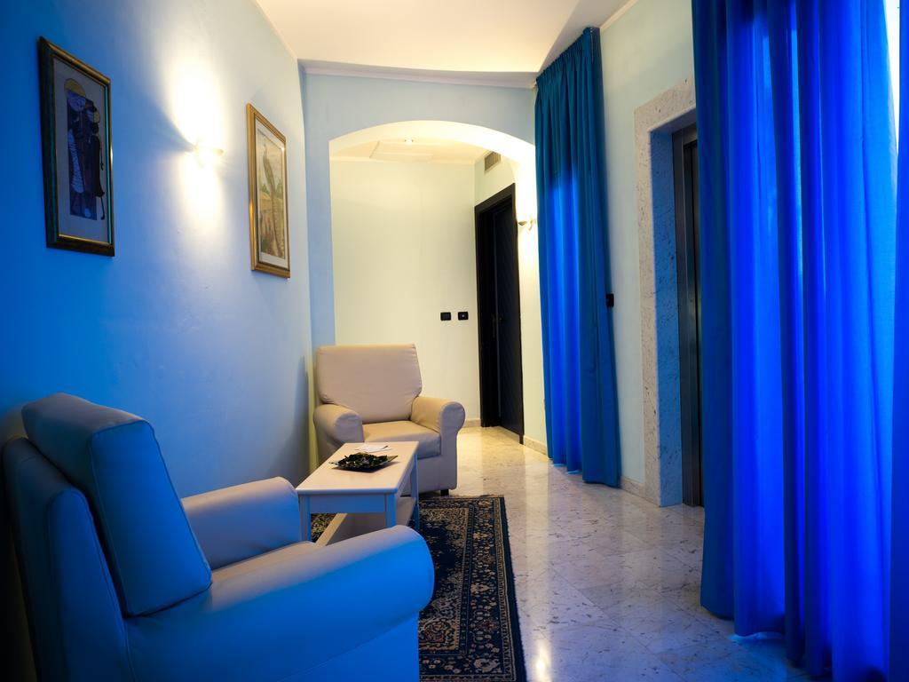 Hotel Select Atessa Buitenkant foto