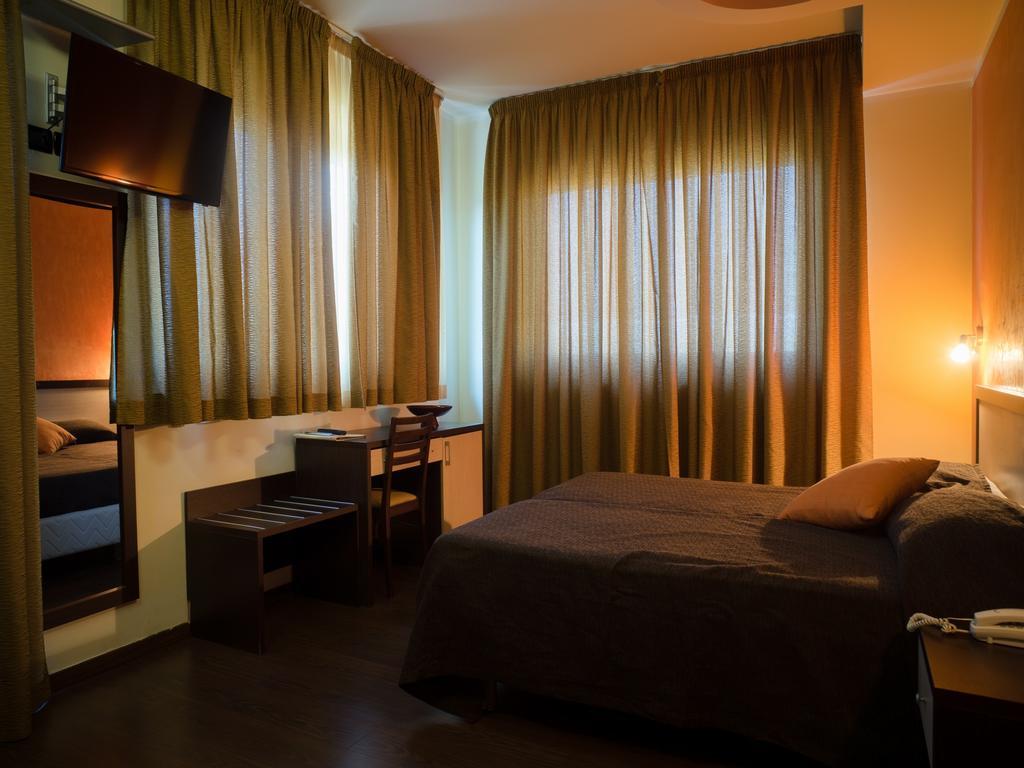 Hotel Select Atessa Buitenkant foto