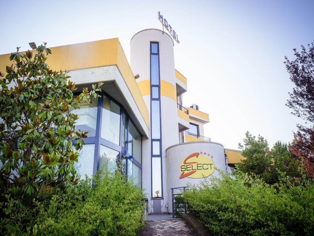 Hotel Select Atessa Buitenkant foto
