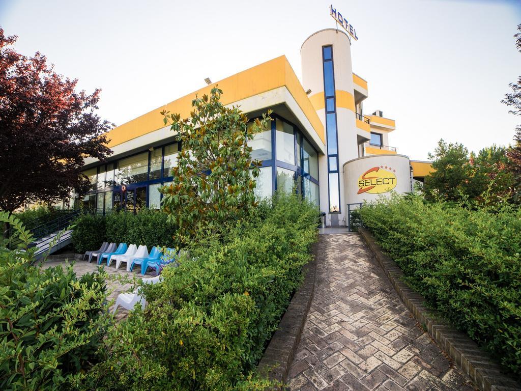 Hotel Select Atessa Buitenkant foto